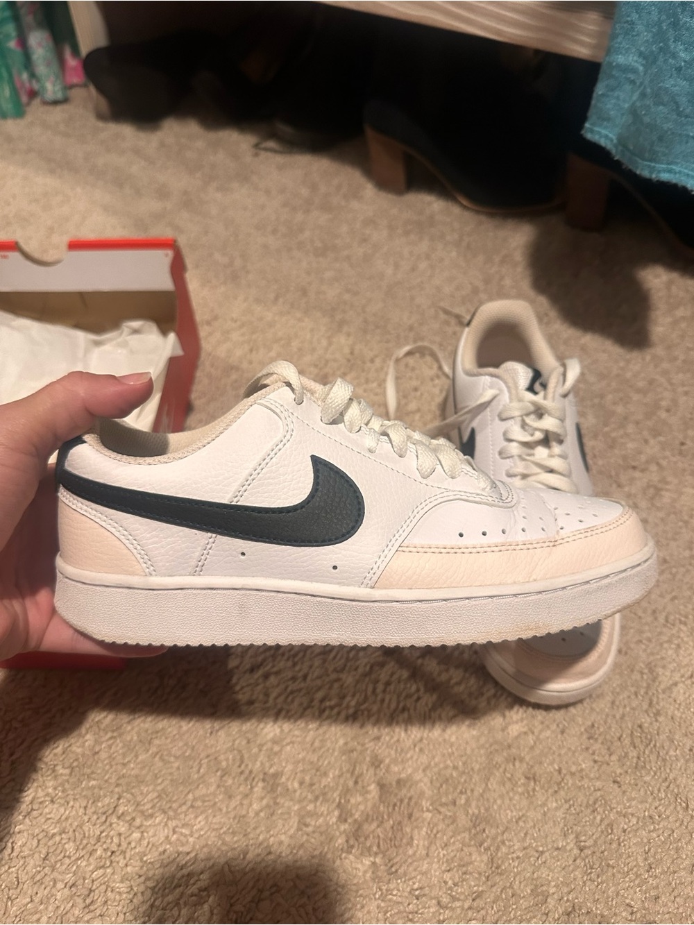 Nike White Leather Sneakers with Navy Swoosh